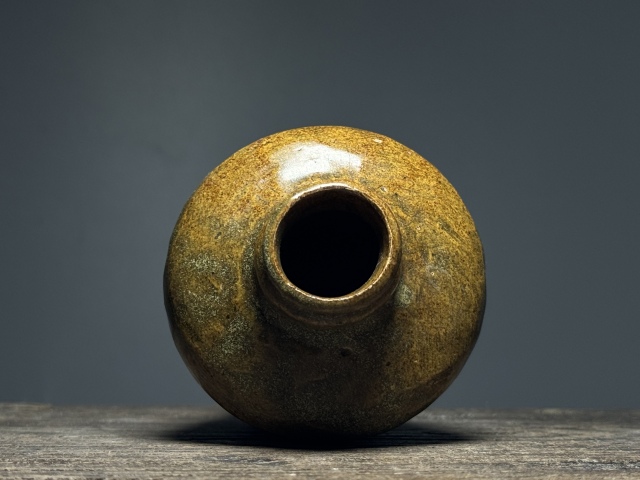 古玩陶瓷精品 元代 磁州窯 茶葉末釉平肩梅瓶拍賣，當(dāng)前價(jià)格750元