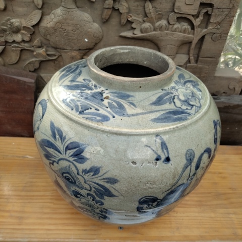 古玩陶瓷清代人物紋青花罐拍賣，當前價格8800元