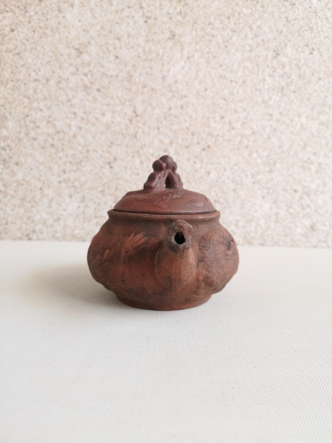 古玩陶瓷印趕珠龍紋紫砂壺拍賣,當前價格398元