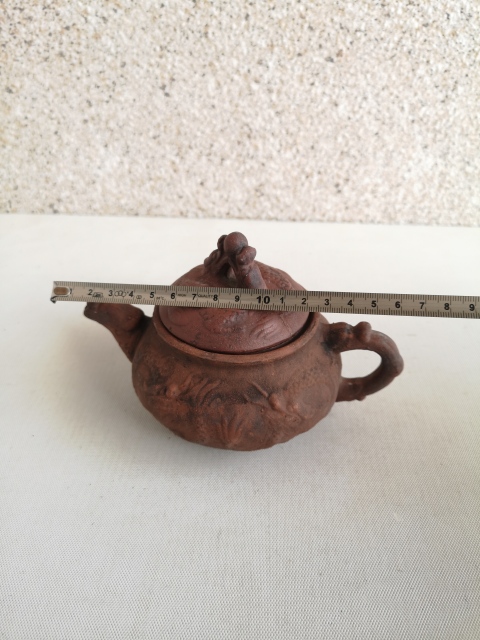 古玩陶瓷印趕珠龍紋紫砂壺拍賣,當前價格398元