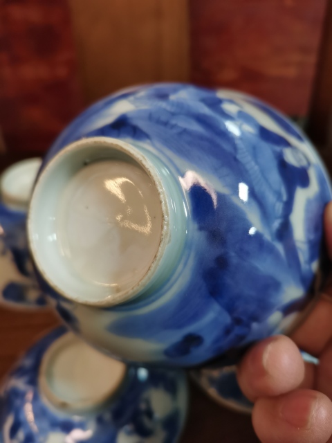 古玩陶瓷【同類蓋碗已保真】十九世紀人物紋青花蓋碗一對拍賣,當前價格860元