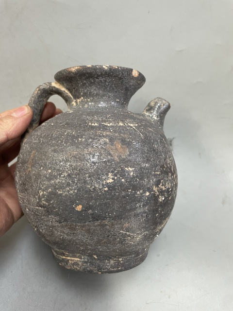 古玩陶瓷晚唐單彩直壺拍賣，當前價格1200元