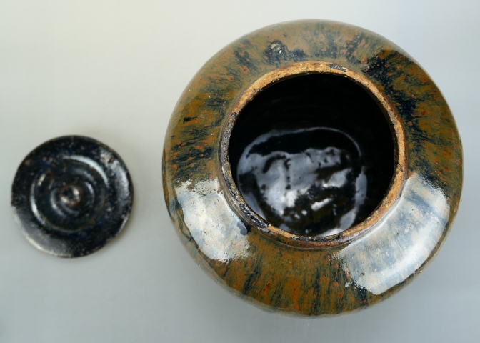 古玩陶瓷精美.明代兔毫釉大罐（1368年-1644年）拍賣，當前價格280元