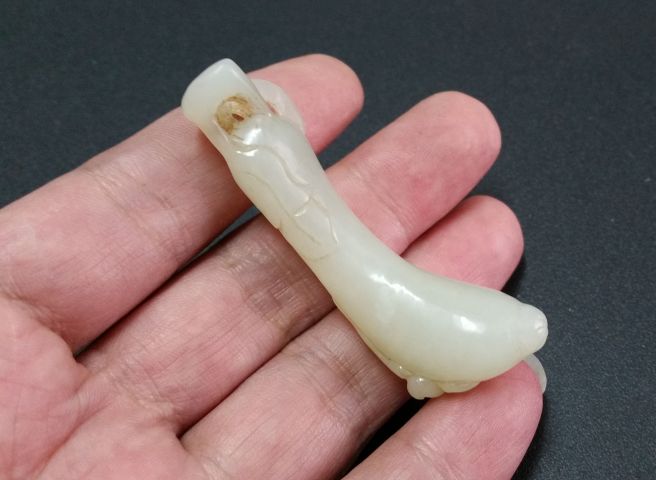 古玩玉器和田玉雕“福運當頭”掛件拍賣，當前價格380元