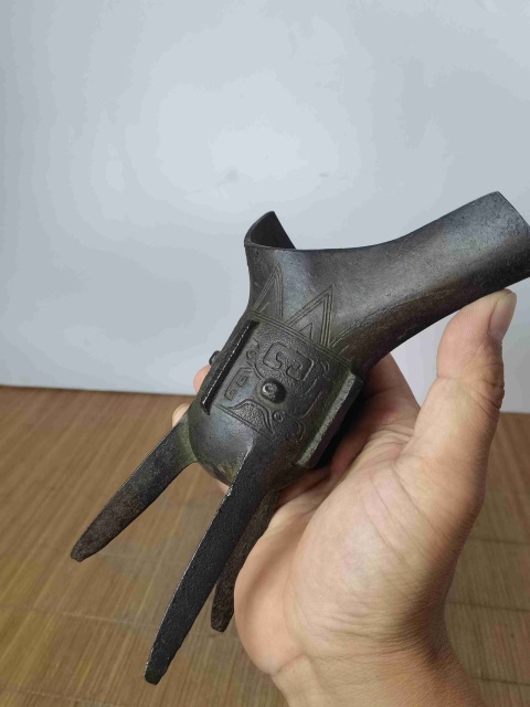 古玩銅器爵杯拍賣,當前價格9300元