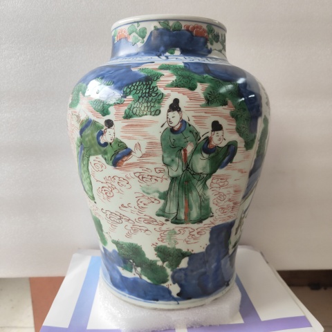 古玩陶瓷今天剛買到的（康熙（福）字官窯）青花五彩人物故事紋將軍罐拍賣，當前價格125800元