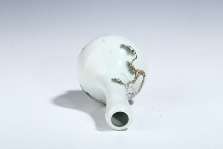 古玩陶瓷民國·粉彩麻姑獻(xiàn)壽紋蒜頭瓶
真品鑒賞圖