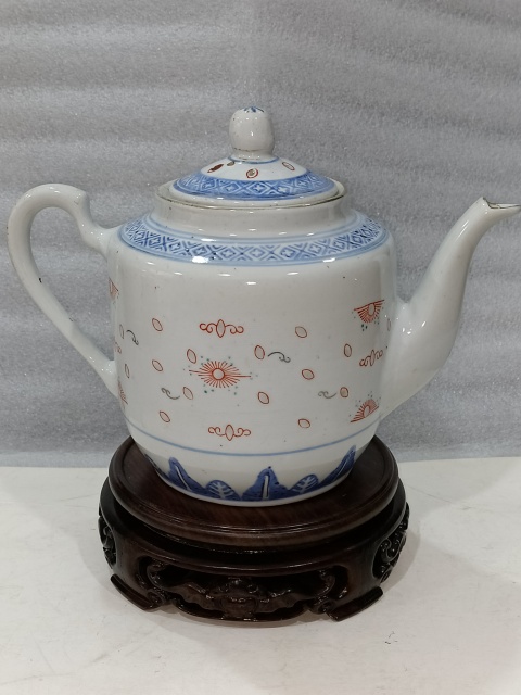 古玩陶瓷青花加彩玲瓏紋茶壺拍賣,當前價格688元