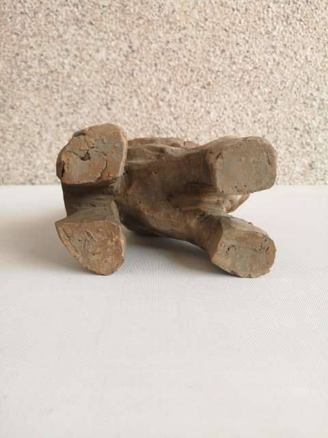 古玩陶瓷陶胎騎獅神像拍賣，當前價格580元