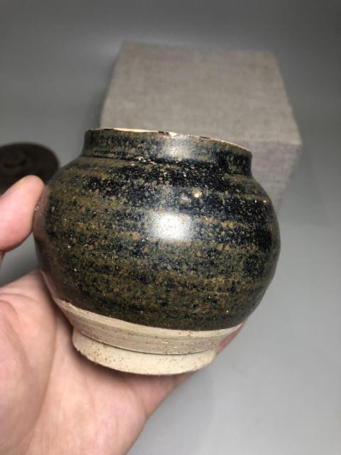 古玩陶瓷宋元,茶洋窯黑釉茶葉罐拍賣,當前價格1600元