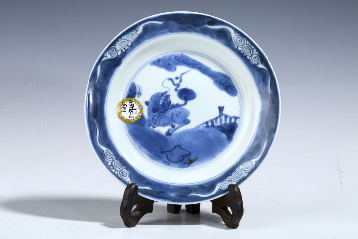 古玩陶瓷清康熙·青花麒麟望月紋折沿盤拍賣,當前價格2600元