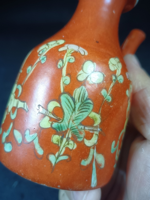 古玩陶瓷（全品）晚清**紅粉彩花卉暗八仙酒壺景德鎮窯拍賣，當前價格800元
