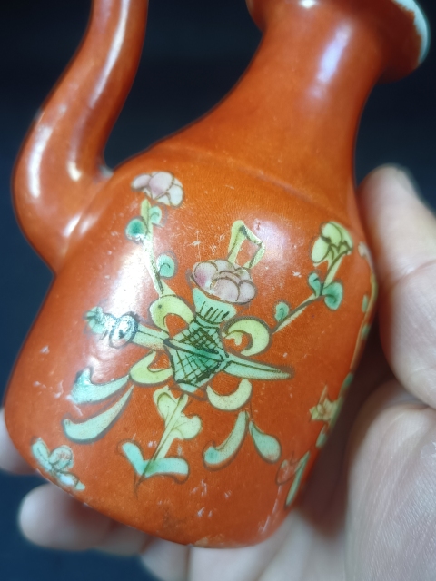 古玩陶瓷（全品）晚清**紅粉彩花卉暗八仙酒壺景德鎮窯拍賣，當前價格800元