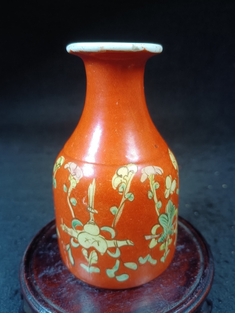 古玩陶瓷（全品）晚清**紅粉彩花卉暗八仙酒壺景德鎮窯拍賣，當前價格800元