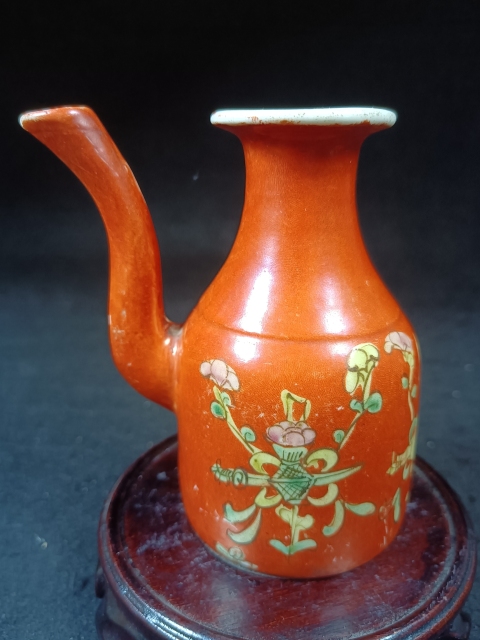 古玩陶瓷（全品）晚清**紅粉彩花卉暗八仙酒壺景德鎮窯拍賣，當前價格800元