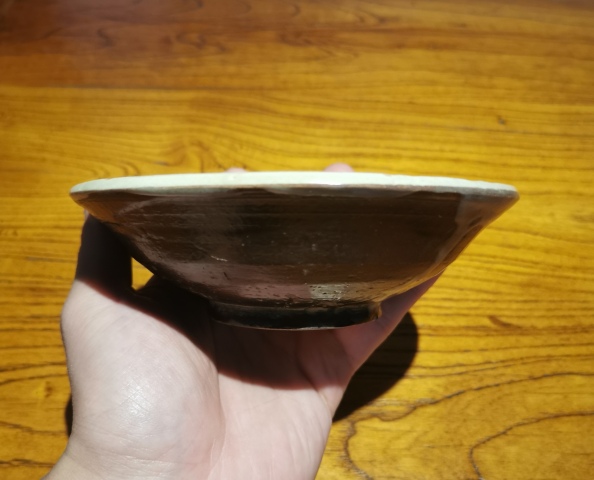 古玩陶瓷金元緇素風格花卉紋斗笠碗拍賣，當前價格880元