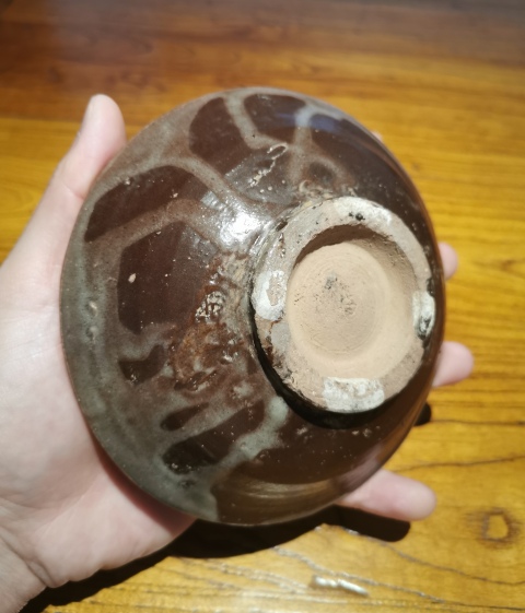 古玩陶瓷金元緇素風格花卉紋斗笠碗拍賣，當前價格880元