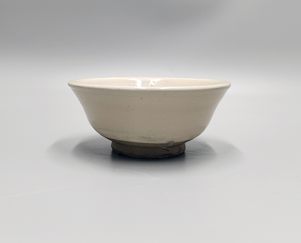 古玩陶瓷元明白釉茶盞拍賣，當前價格1600元