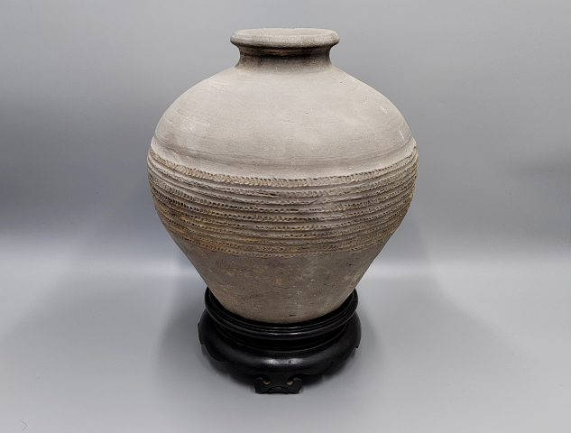 古玩陶瓷館藏級珍品戰漢繩紋大罐【器型碩大】拍賣,當前價格5980元