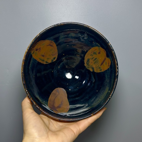 古玩陶瓷磁州窯黑釉鐵銹斑紋碗拍賣,當(dāng)前價(jià)格4600元