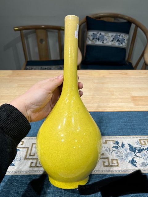 古玩陶瓷晚清黃釉膽瓶拍賣，當前價格6900元