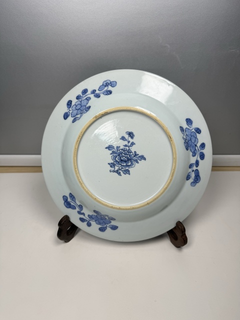 古玩陶瓷康熙·青花西廂記紋折沿盤拍賣，當(dāng)前價(jià)格6500元