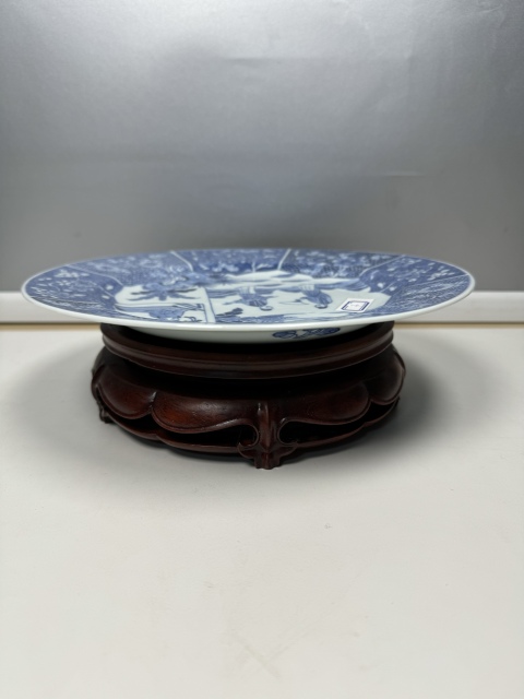 古玩陶瓷康熙·青花西廂記紋折沿盤拍賣，當(dāng)前價(jià)格6500元