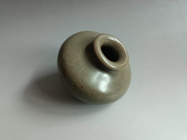 古玩陶瓷元代精品龍泉青瓷水盂拍賣,當前價格2980元