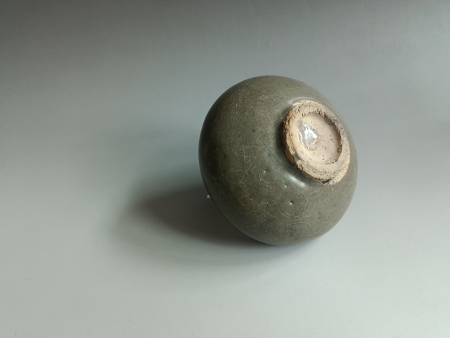 古玩陶瓷元代精品龍泉青瓷水盂拍賣,當前價格2980元