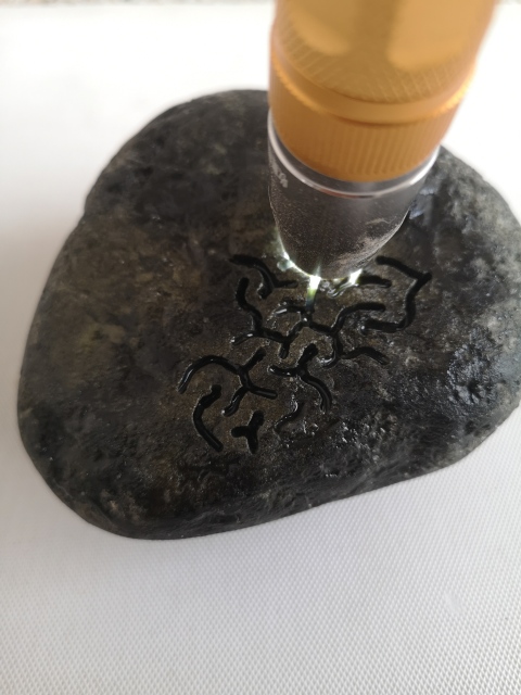 古玩玉器天然翡翠原石料拍賣，當前價格550元