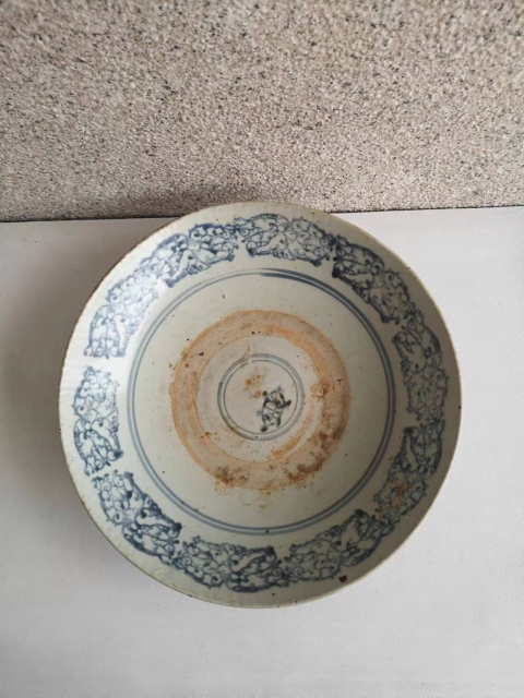 古玩陶瓷青花花卉紋盤(pán)拍賣(mài)，當(dāng)前價(jià)格850元