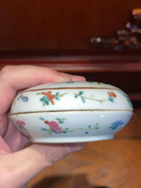 古玩陶瓷清晚期粉彩鶴鹿紋印盒拍賣，當前價格5000元