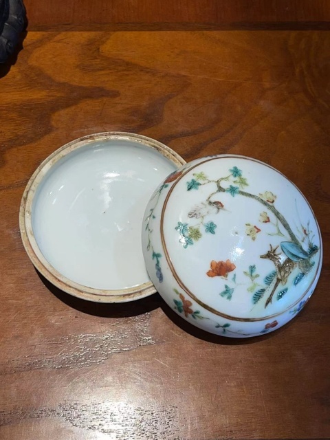 古玩陶瓷清晚期粉彩鶴鹿紋印盒拍賣，當前價格5000元