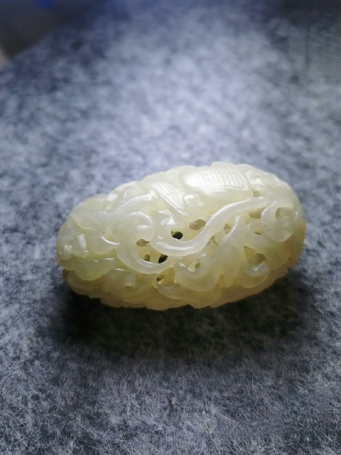 古玩玉器和田玉雕“香囊”拍賣，當前價格2800元