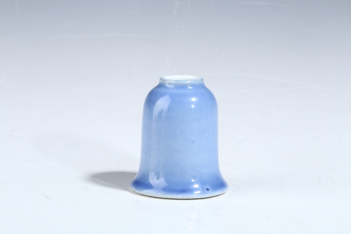 古玩陶瓷【精品】晚清?天青釉文房水盂拍賣，當前價格5800元