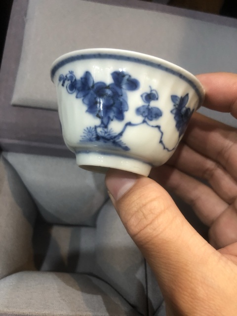 古玩陶瓷清-康熙-青花瓜棱花卉紋-品茗杯一對拍賣,當前價格1380元