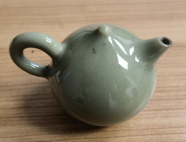 古玩陶瓷青釉倒流壺拍賣，當前價格298元