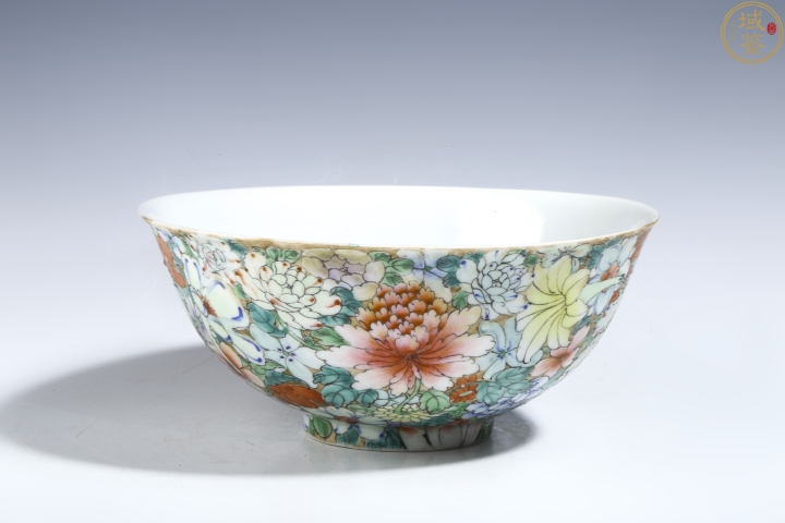 古玩陶瓷粉彩百花不落地紋茶碗拍賣，當前價格7500元