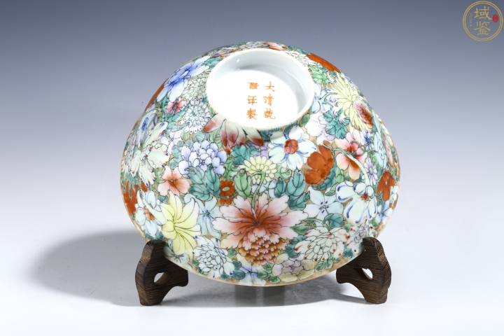 古玩陶瓷粉彩百花不落地紋茶碗拍賣，當前價格7500元