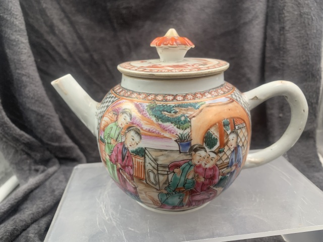 古玩陶瓷乾隆廣彩人物壺拍賣，當前價格3888元