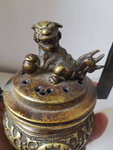古玩銅器清代壓手銅爐子拍賣,當(dāng)前價格18888元
