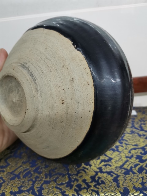 古玩陶瓷黑釉碗拍賣,當(dāng)前價(jià)格2200元