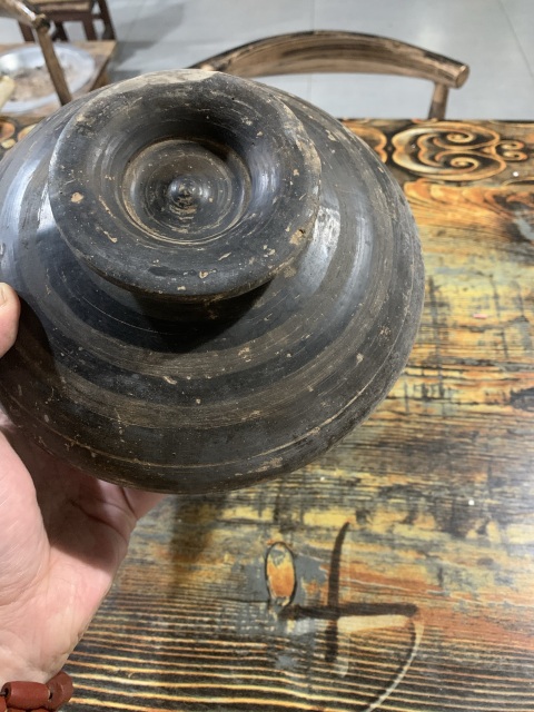 古玩陶瓷戰(zhàn)漢館藏級精品灰陶磨光大豆罐拍賣,當(dāng)前價格5800元