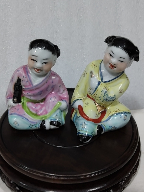 古玩陶瓷粉彩金童玉女人物瓷塑拍賣,當前價格688元