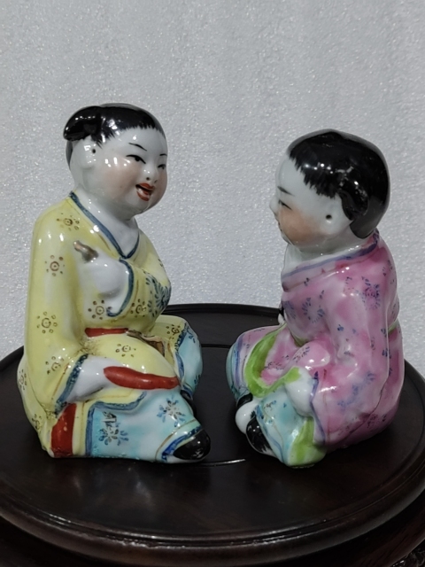 古玩陶瓷粉彩金童玉女人物瓷塑拍賣,當前價格688元