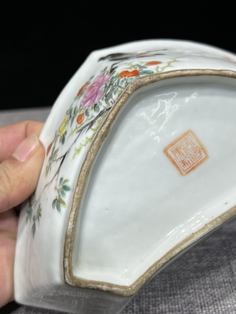 古玩陶瓷粉彩花鳥詩文攢盤拍賣，當前價格1200元
