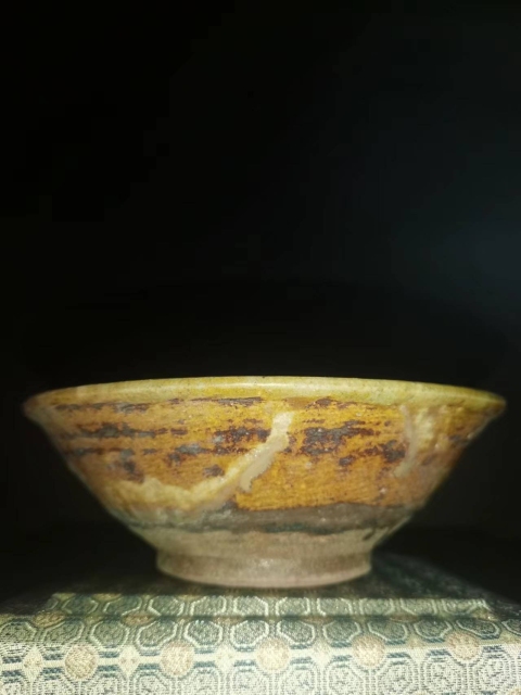 古玩陶瓷吉州窯黃釉窯變斑紋茶盞拍賣，當前價格9986元