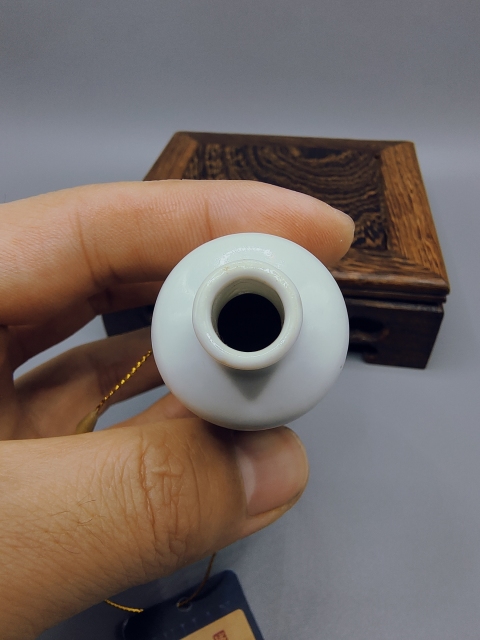 古玩陶瓷晚清細路?青花人物山水樓閣紋鼻煙壺拍賣，當前價格2800元
