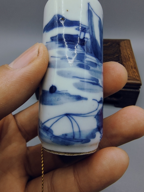 古玩陶瓷晚清細路?青花人物山水樓閣紋鼻煙壺拍賣，當前價格2800元