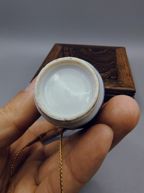 古玩陶瓷晚清細路?青花人物山水樓閣紋鼻煙壺拍賣，當前價格2800元